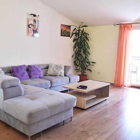 Apartman Branka- Sea View Перой Экстерьер фото